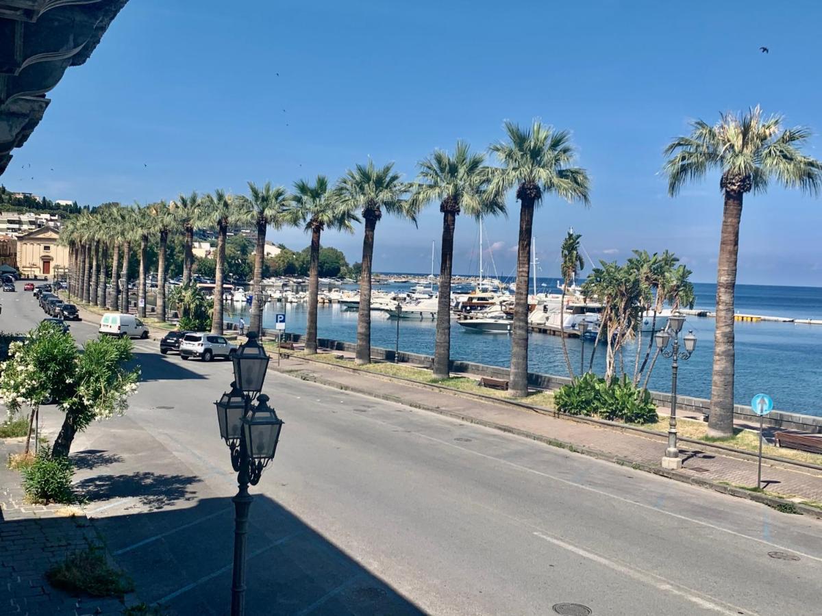 I Mezzanini Di Palazzo Bonaccorsi Apartment Milazzo Exterior photo